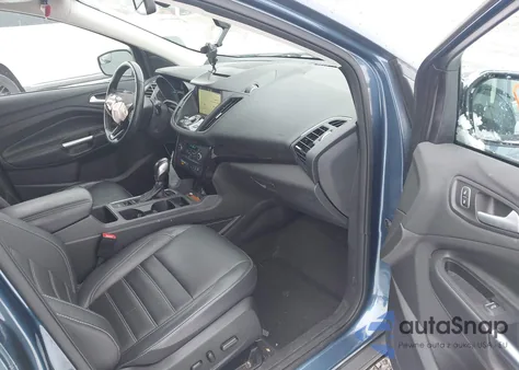 2018 Ford Escape Titanium из США, поврежденный, VIN 1FMCU9J91JUB87595